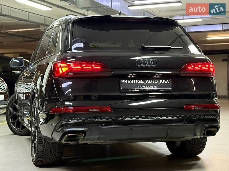 Внедорожник / Кроссовер Audi Q7 2024 в Киеве
