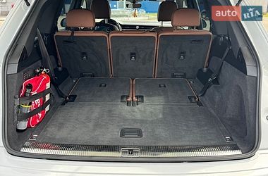 Внедорожник / Кроссовер Audi Q7 2021 в Киеве