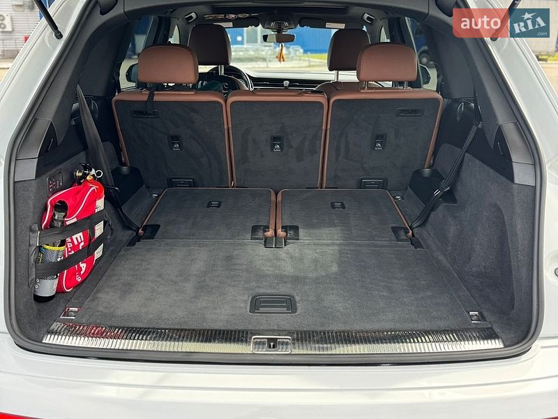 Внедорожник / Кроссовер Audi Q7 2021 в Киеве