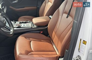 Внедорожник / Кроссовер Audi Q7 2021 в Киеве