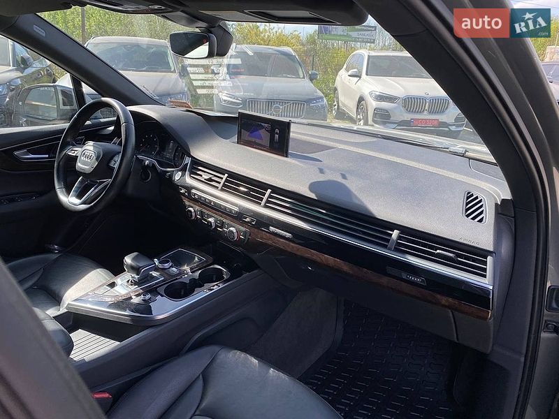 Внедорожник / Кроссовер Audi Q7 2016 в Львове