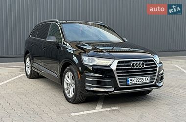 Внедорожник / Кроссовер Audi Q7 2016 в Дубно