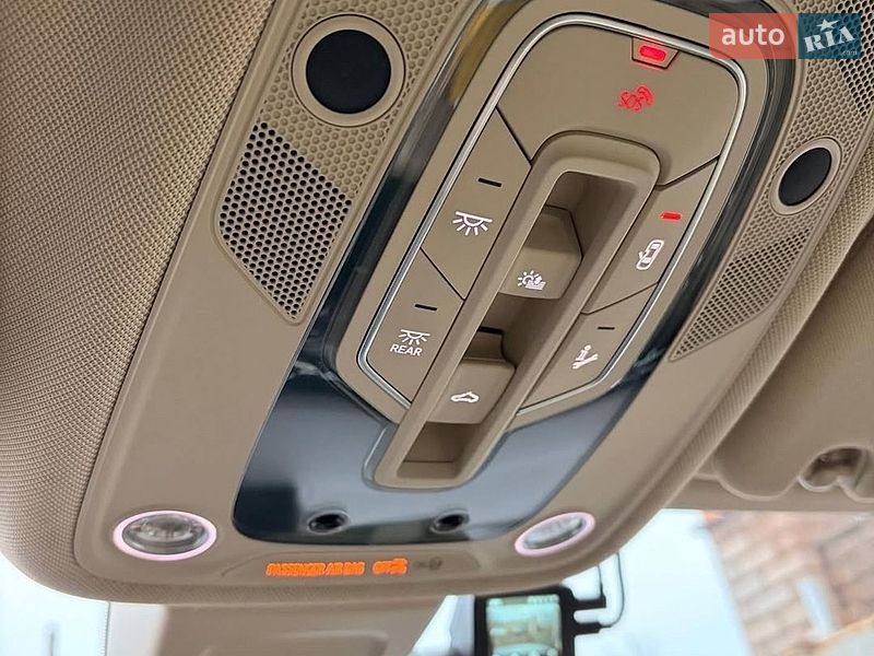 Позашляховик / Кросовер Audi Q7 2017 в Львові