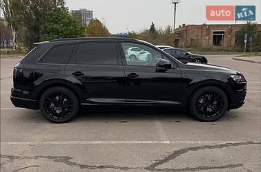 Внедорожник / Кроссовер Audi Q7 2017 в Львове