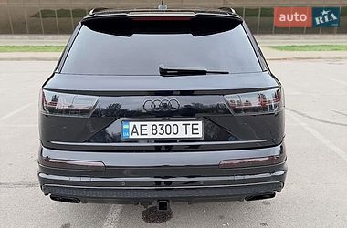 Внедорожник / Кроссовер Audi Q7 2017 в Львове