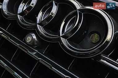 Внедорожник / Кроссовер Audi Q7 2015 в Сваляве