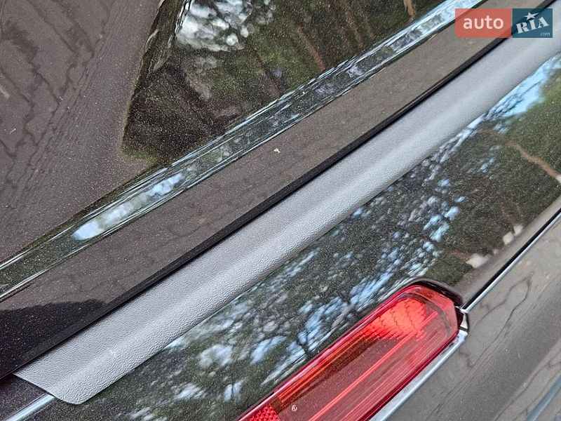Внедорожник / Кроссовер Audi Q7 2015 в Сваляве