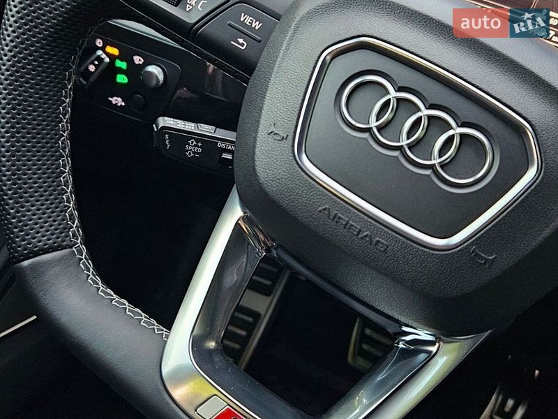 Внедорожник / Кроссовер Audi Q7 2015 в Сваляве