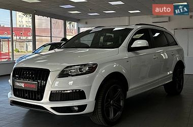 Позашляховик / Кросовер Audi Q7 2014 в Києві