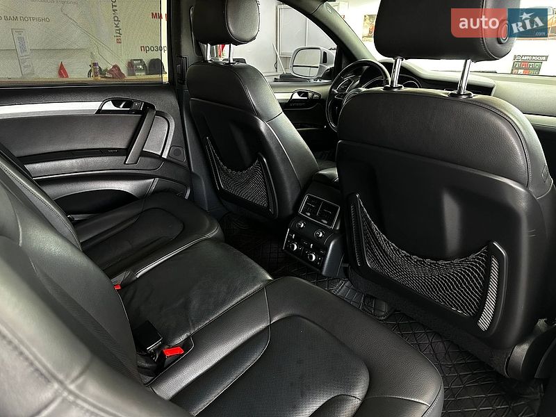 Позашляховик / Кросовер Audi Q7 2014 в Києві