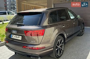 Внедорожник / Кроссовер Audi Q7 2017 в Львове