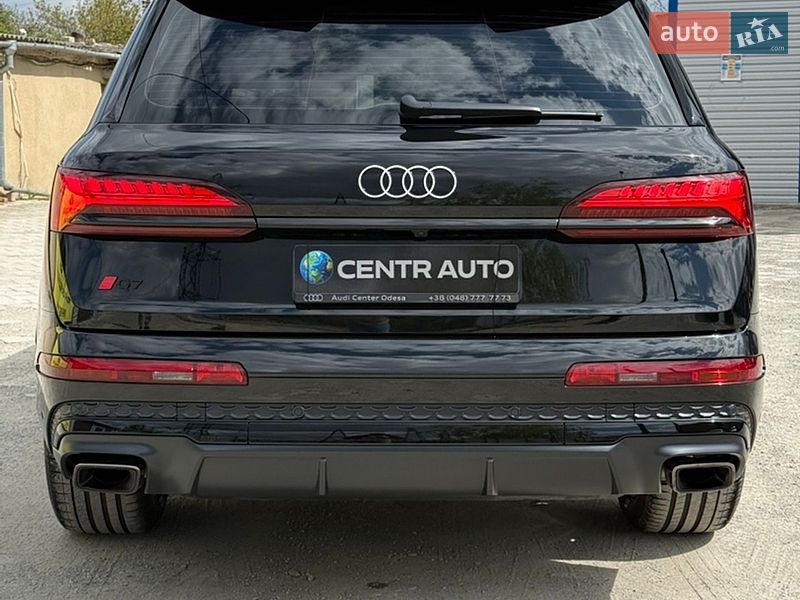 Внедорожник / Кроссовер Audi Q7 2024 в Подольске