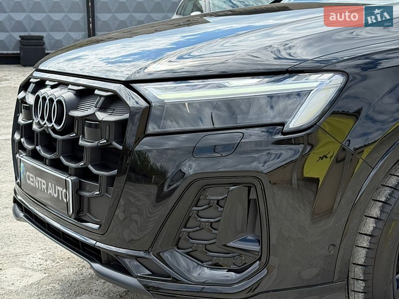Внедорожник / Кроссовер Audi Q7 2024 в Подольске