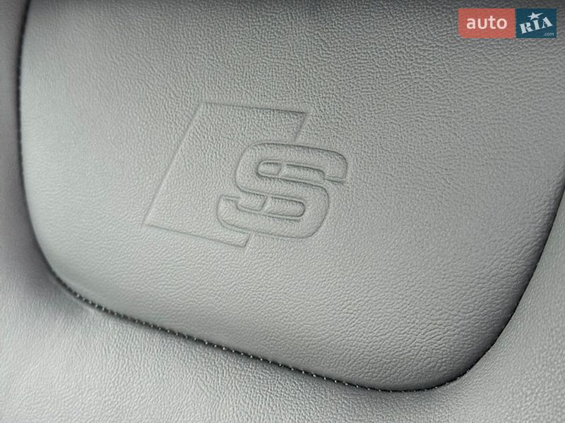 Внедорожник / Кроссовер Audi Q7 2024 в Подольске