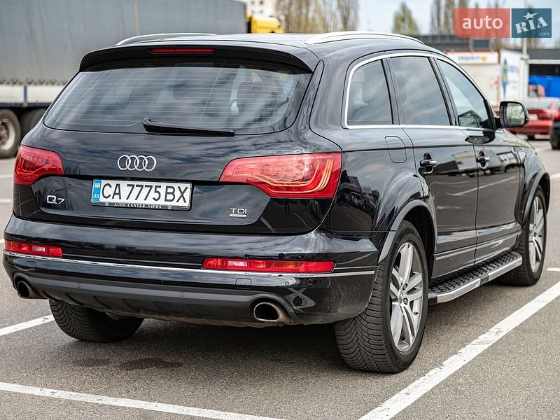 Внедорожник / Кроссовер Audi Q7 2015 в Черкассах