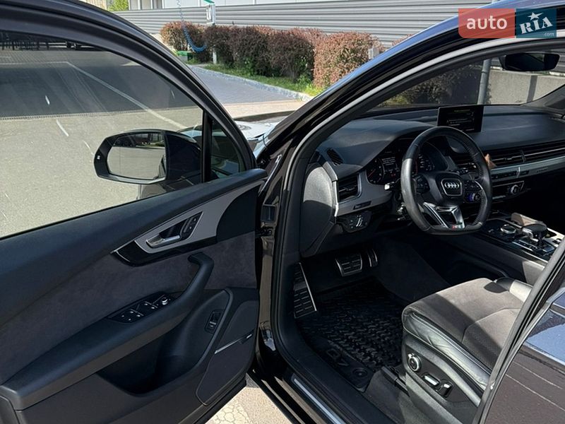 Внедорожник / Кроссовер Audi Q7 2018 в Житомире