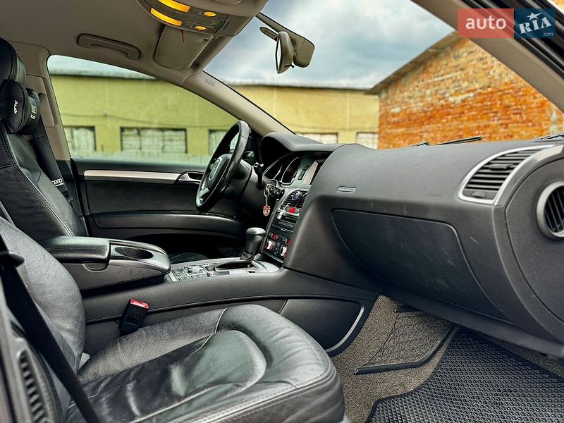 Внедорожник / Кроссовер Audi Q7 2008 в Самборе