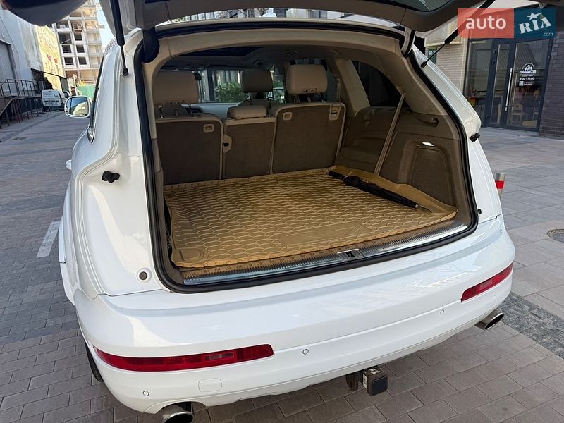 Внедорожник / Кроссовер Audi Q7 2009 в Киеве