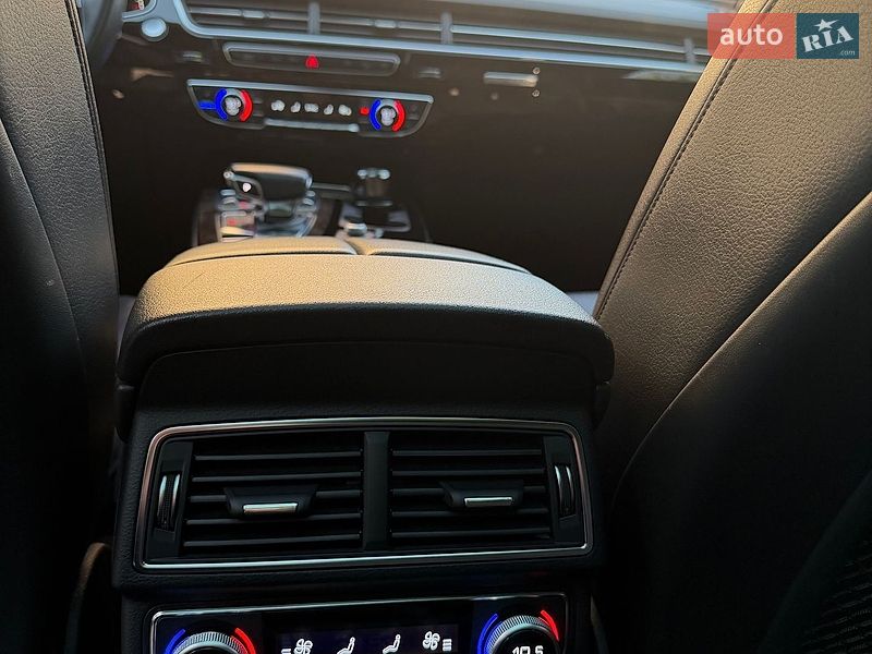 Внедорожник / Кроссовер Audi Q7 2018 в Киеве