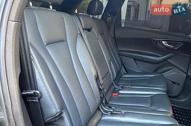 Внедорожник / Кроссовер Audi Q7 2018 в Киеве