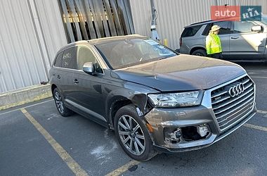 Внедорожник / Кроссовер Audi Q7 2018 в Киеве