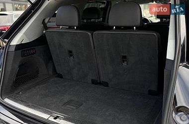 Внедорожник / Кроссовер Audi Q7 2017 в Стрые