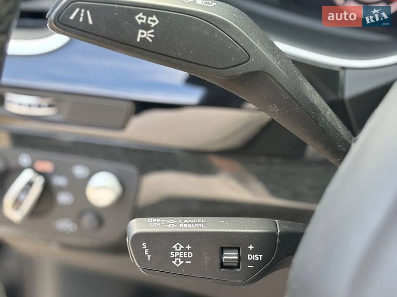Внедорожник / Кроссовер Audi Q7 2017 в Стрые