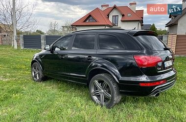 Позашляховик / Кросовер Audi Q7 2015 в Львові