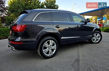 Внедорожник / Кроссовер Audi Q7 2015 в Полтаве