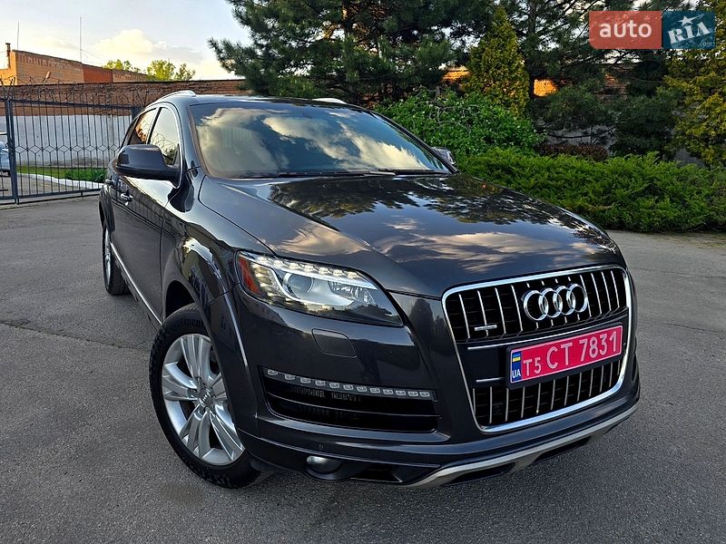 Внедорожник / Кроссовер Audi Q7 2015 в Полтаве