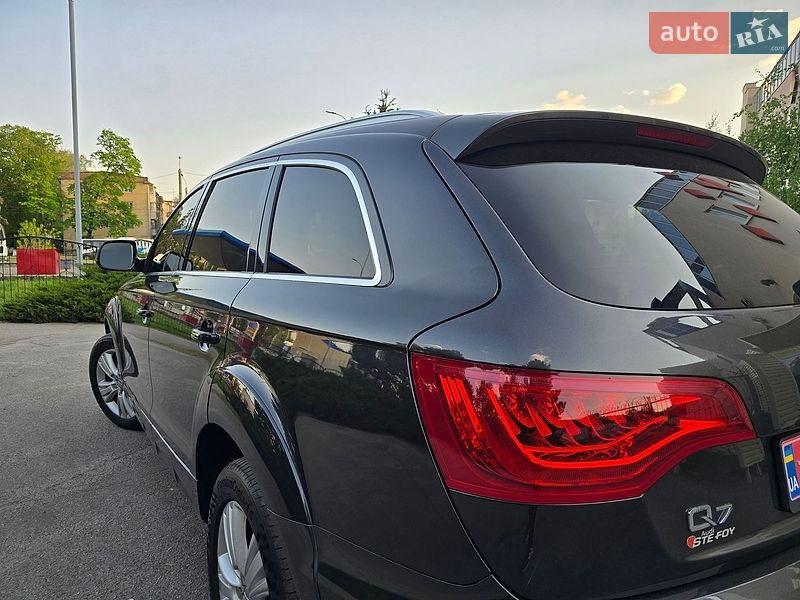 Внедорожник / Кроссовер Audi Q7 2015 в Полтаве