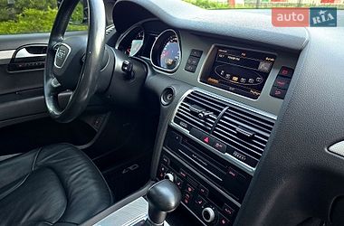 Внедорожник / Кроссовер Audi Q7 2015 в Полтаве