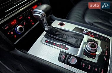 Внедорожник / Кроссовер Audi Q7 2015 в Полтаве