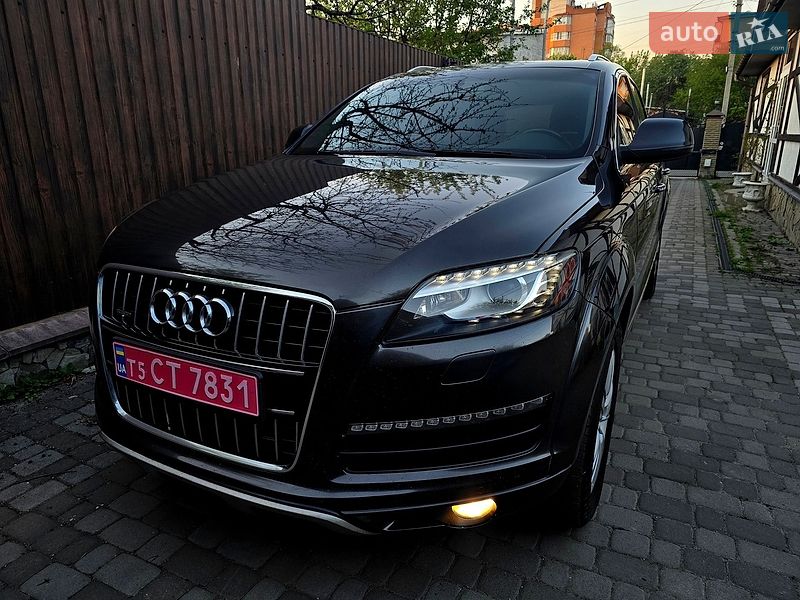 Внедорожник / Кроссовер Audi Q7 2015 в Полтаве