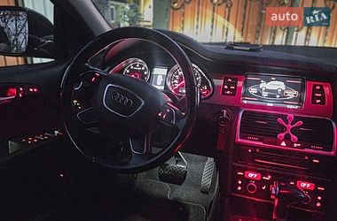 Внедорожник / Кроссовер Audi Q7 2015 в Черкассах
