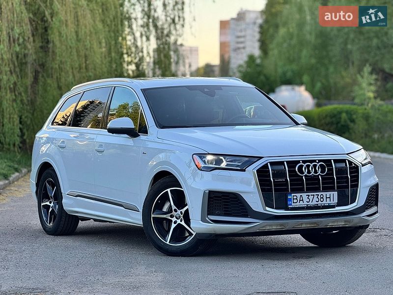 Внедорожник / Кроссовер Audi Q7 2021 в Киеве