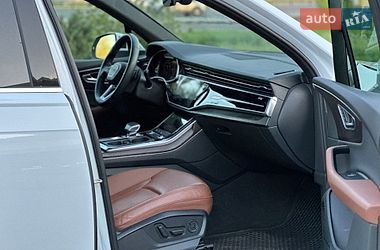 Внедорожник / Кроссовер Audi Q7 2021 в Киеве