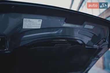 Позашляховик / Кросовер Audi Q7 2017 в Дніпрі