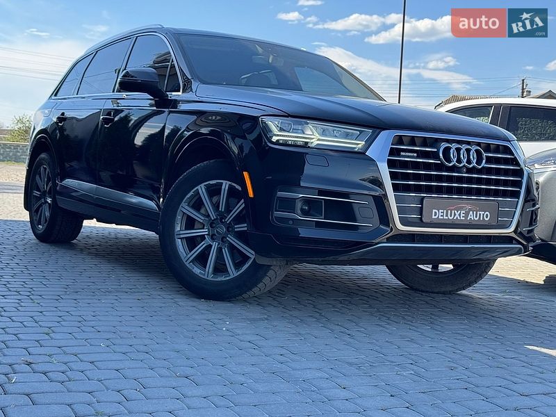 Позашляховик / Кросовер Audi Q7 2017 в Івано-Франківську