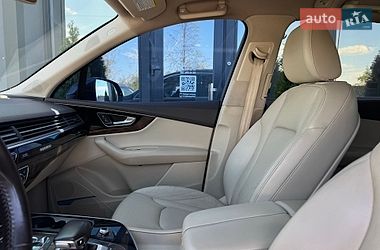Позашляховик / Кросовер Audi Q7 2017 в Івано-Франківську