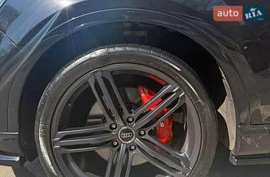 Внедорожник / Кроссовер Audi Q7 2018 в Киеве
