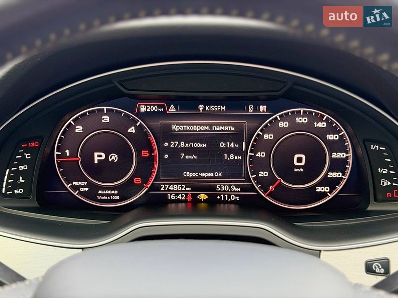 Позашляховик / Кросовер Audi Q7 2016 в Києві