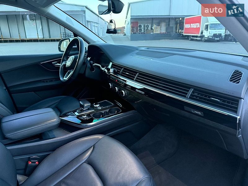 Внедорожник / Кроссовер Audi Q7 2019 в Одессе
