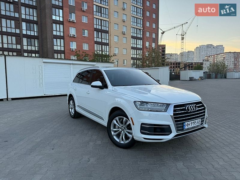 Внедорожник / Кроссовер Audi Q7 2019 в Одессе