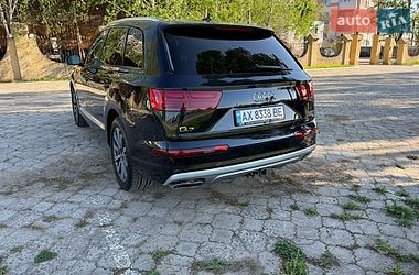 Внедорожник / Кроссовер Audi Q7 2017 в Харькове