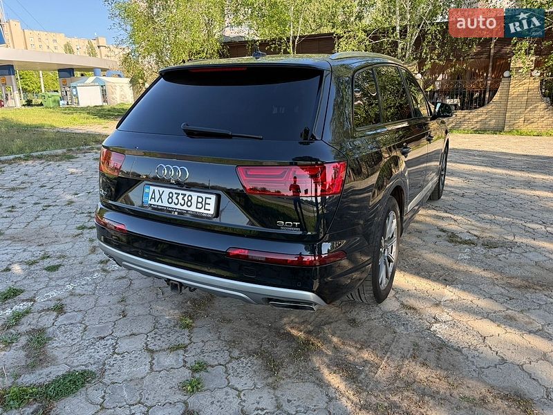 Внедорожник / Кроссовер Audi Q7 2017 в Харькове