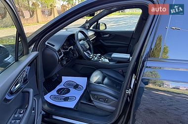 Внедорожник / Кроссовер Audi Q7 2017 в Харькове