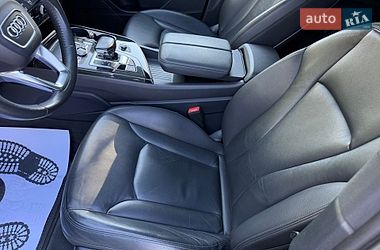 Внедорожник / Кроссовер Audi Q7 2017 в Харькове