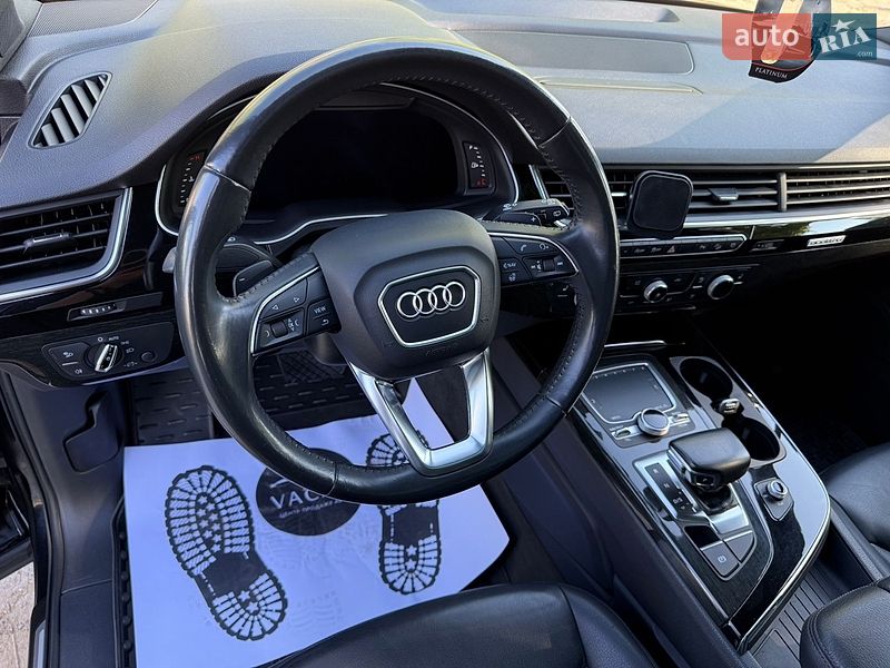 Внедорожник / Кроссовер Audi Q7 2017 в Харькове