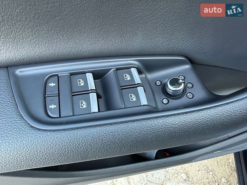Внедорожник / Кроссовер Audi Q7 2017 в Харькове